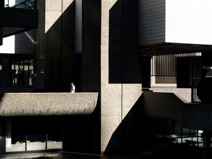 London: Barbican Gallery, Serviced Apartments, Cove